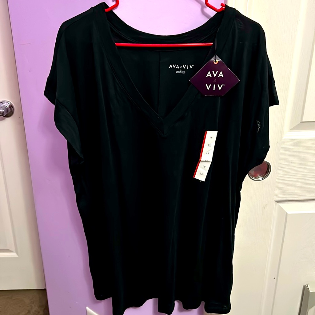 Ava & Viv V Neck Tee